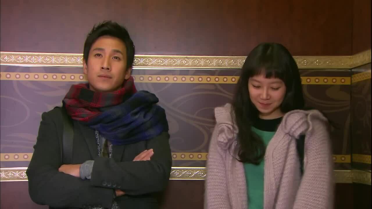 Cảnh Kong Hyo Jin và Lee Sun Kyun trong phim 'Pasta'