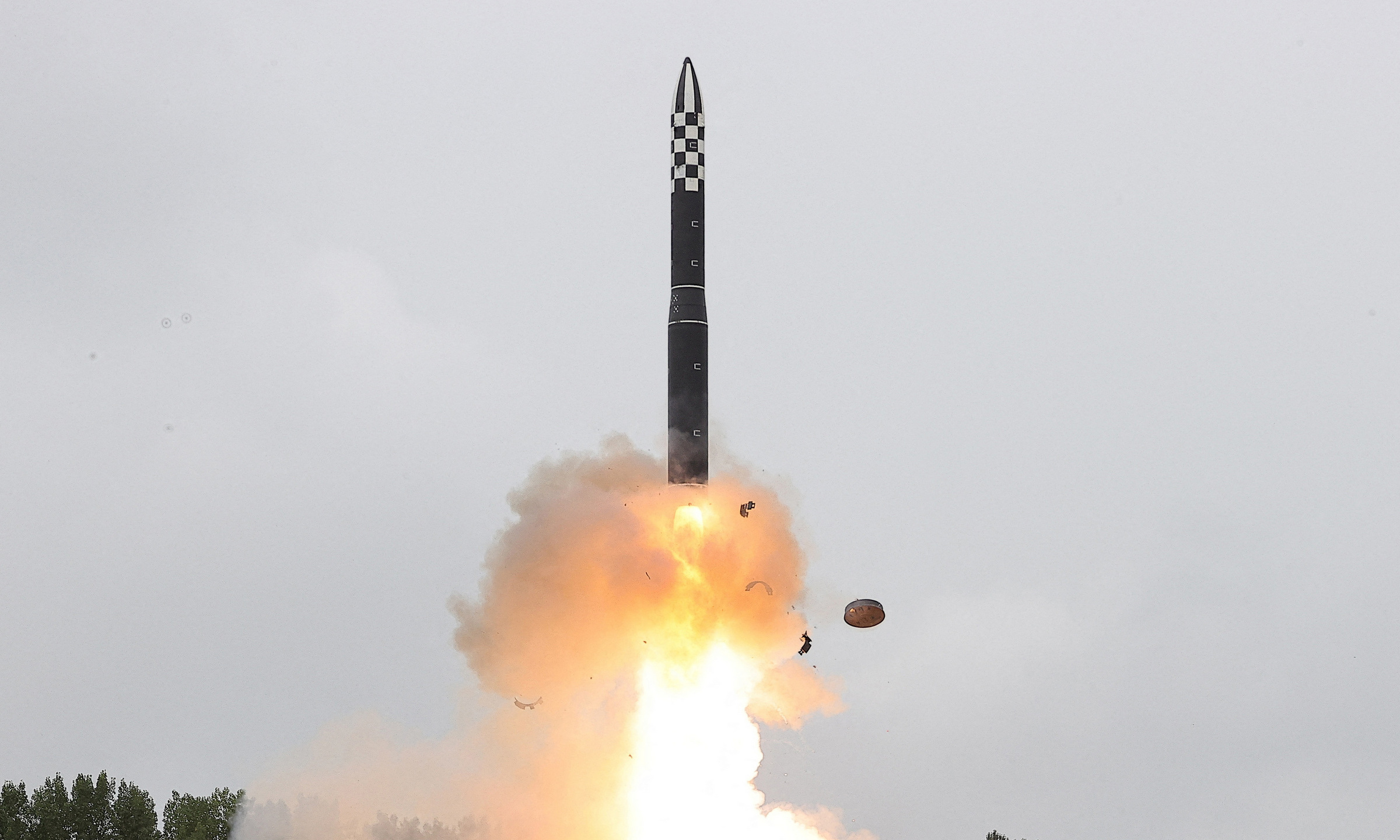 Tên lửa Hwasong-18 được Triều Tiên phóng thử hồi tháng 7/2023. Ảnh: KCNA