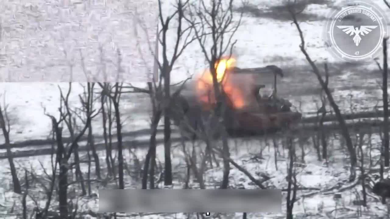 Lính Nga bỏ xe tăng T-90M sau khi bị UAV tập kích
