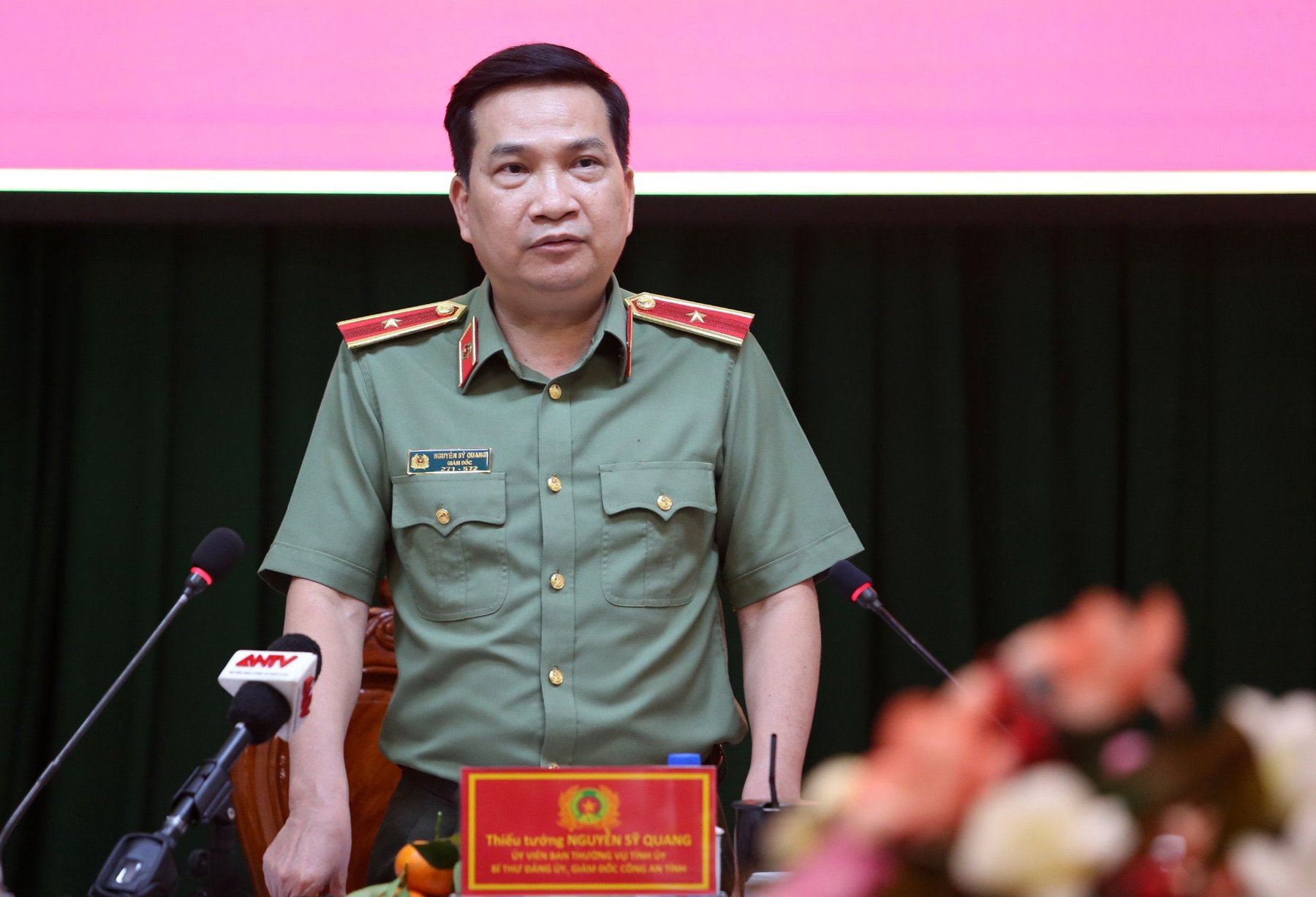 Thiếu tướng Nguyễn Sỹ Quang thông tin về tình hình an ninh trật tự tại Đồng Nai, chiều 3/1. Ảnh: Phước Tuấn